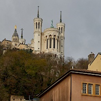 Die Basilika Notre-Dame de Fourvière in Lyon