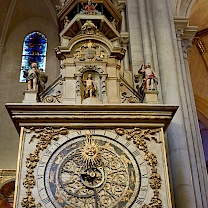 Die astronomische Uhr in dern Kathedrale St. Jean in Lyon