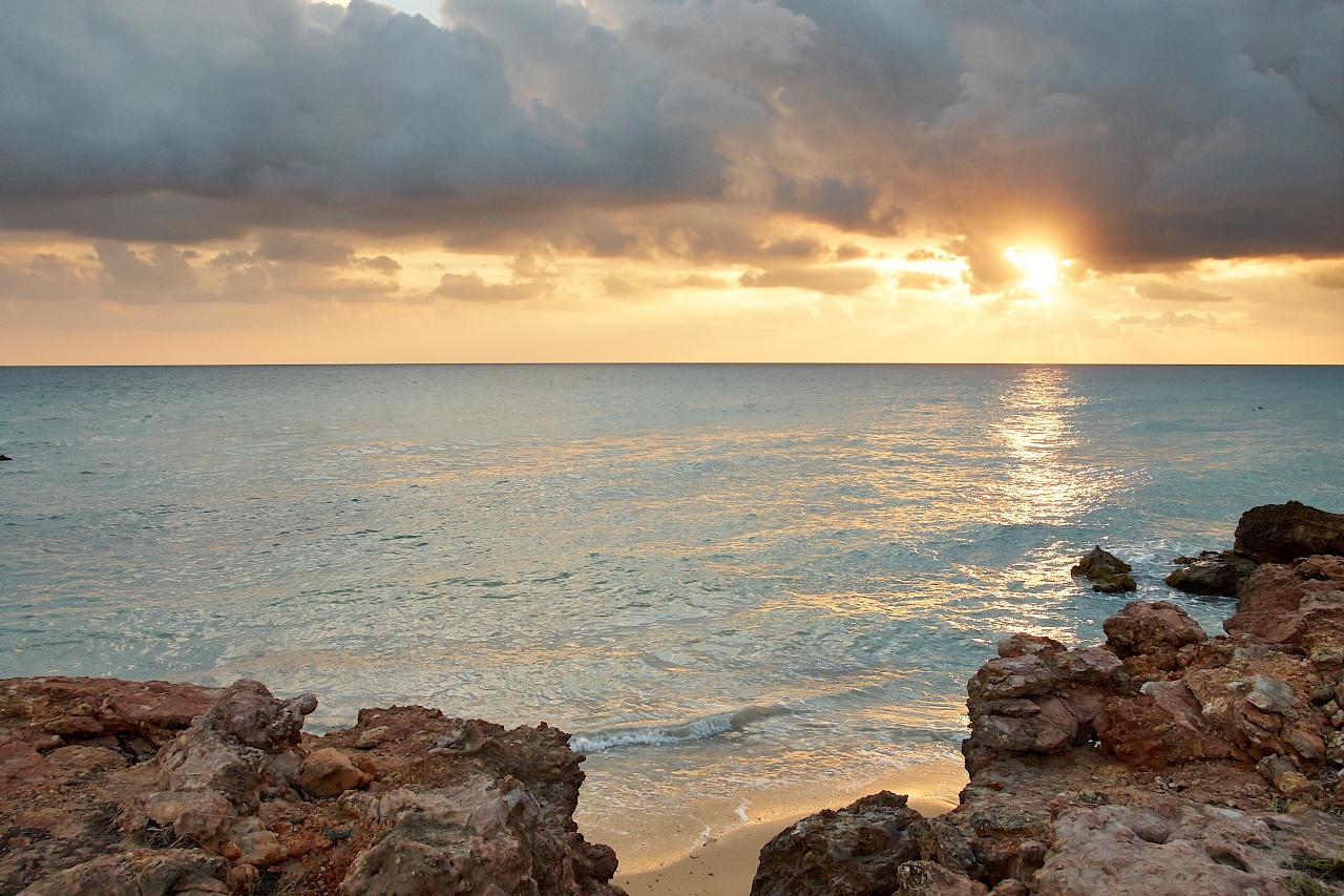 Sonnenuntergang an der Cabo-Rojo-Küste