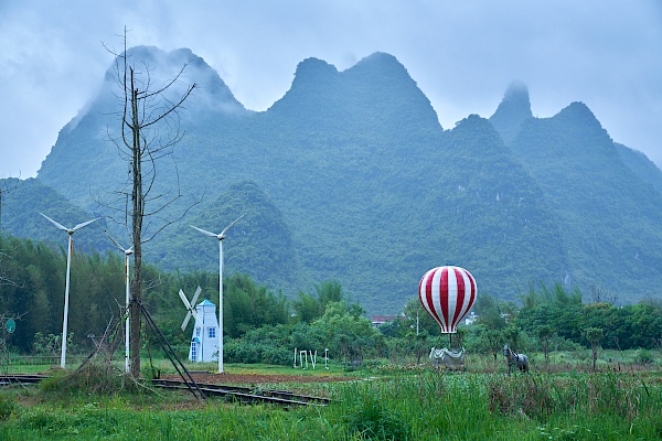 Mini-Vergnügungspark neben dem Yulong River in Yangshuo
