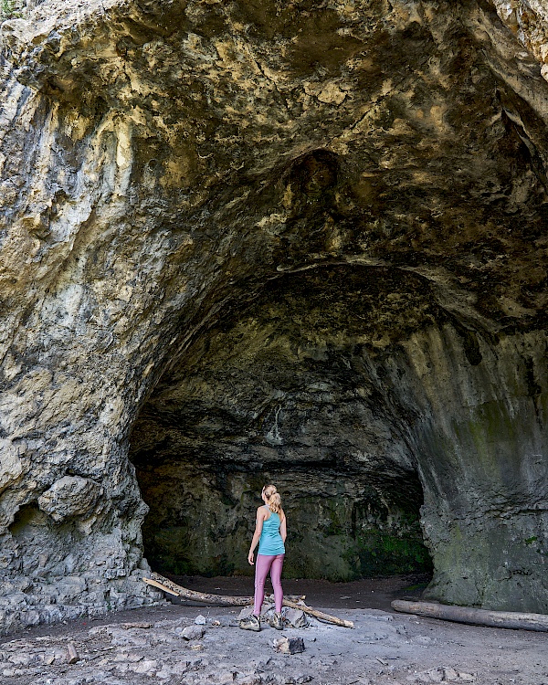 Karsthöhle im Hohlen Fels im Nürnberger Land