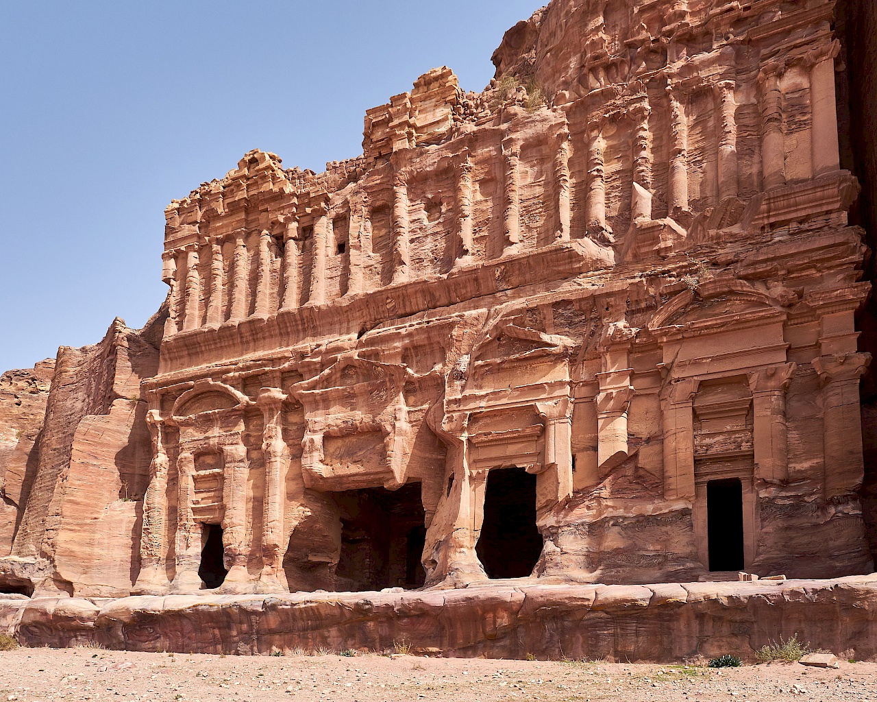 Die Königsgräber in der Felsenstadt Petra in Jordanien