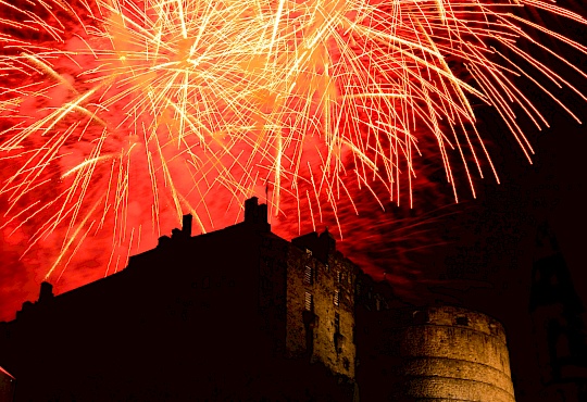 edinburgh-schottland-hogmanay-littlediscoveries_net.jpg