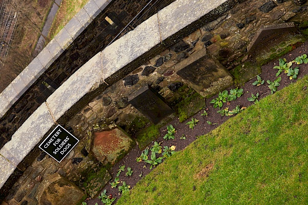 Friedhof für Hunde von Soldaten auf dem Edinburgh Castle (Schottland)