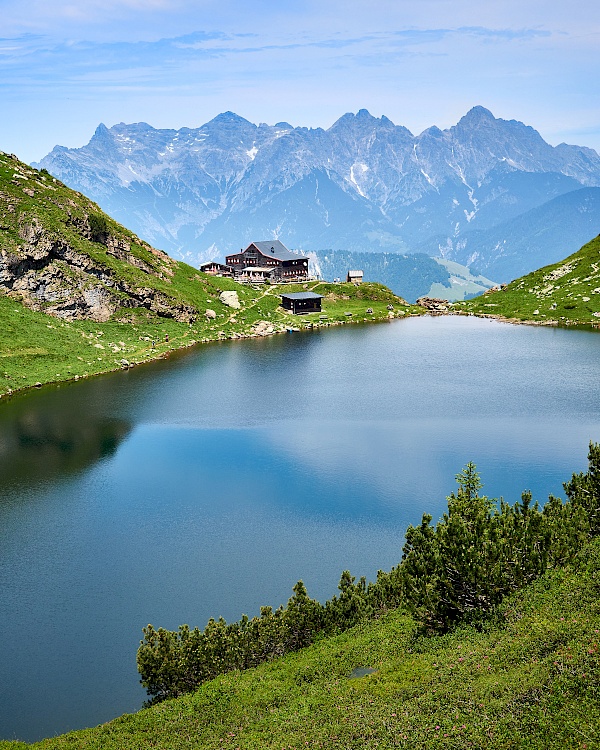 Blick auf den traumhaften Wildseelodersee im Pillerseetal