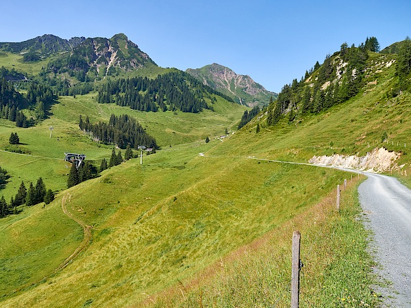 Abstieg vom Wildseelodersee zur Mittelstation Streuböden