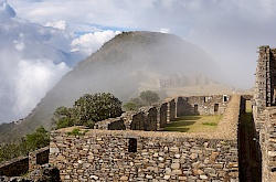 01-peru-2015-choquequirao-littlediscoveriesnet.jpg