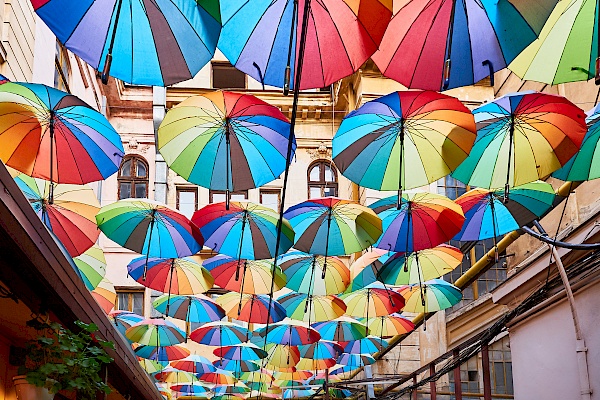 Pasajul Victoria – Regenschirm-Passage in Bukarest (Rumänien)