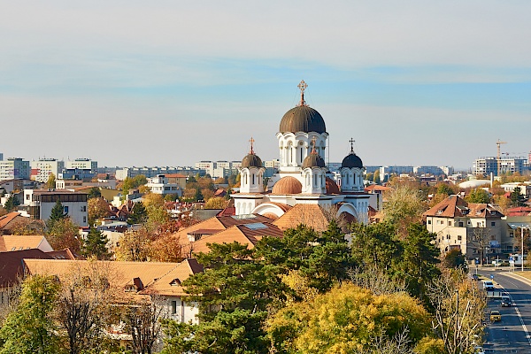 Blick vom Triumphbogen in Bukarest (Rumänien)