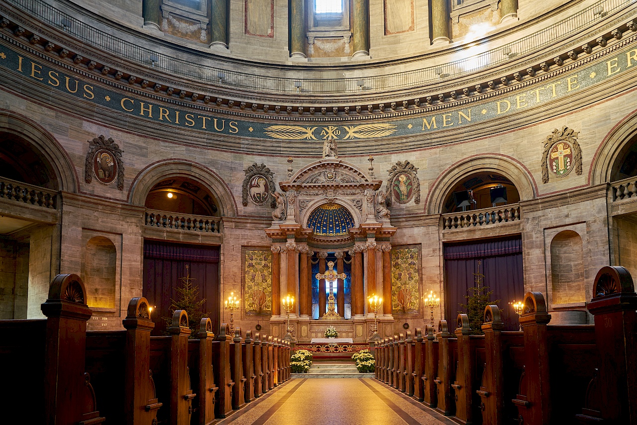 Der Innenraum der Frederikskirke in Kopenhagen