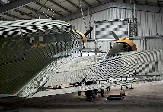 dsc00825-fontainebleau-cerny-aerodrome-littlediscoveries.jpg