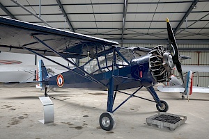 Französische Version des Fieseler Storchs