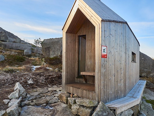 Eine Schutzhütte auf der Wanderung