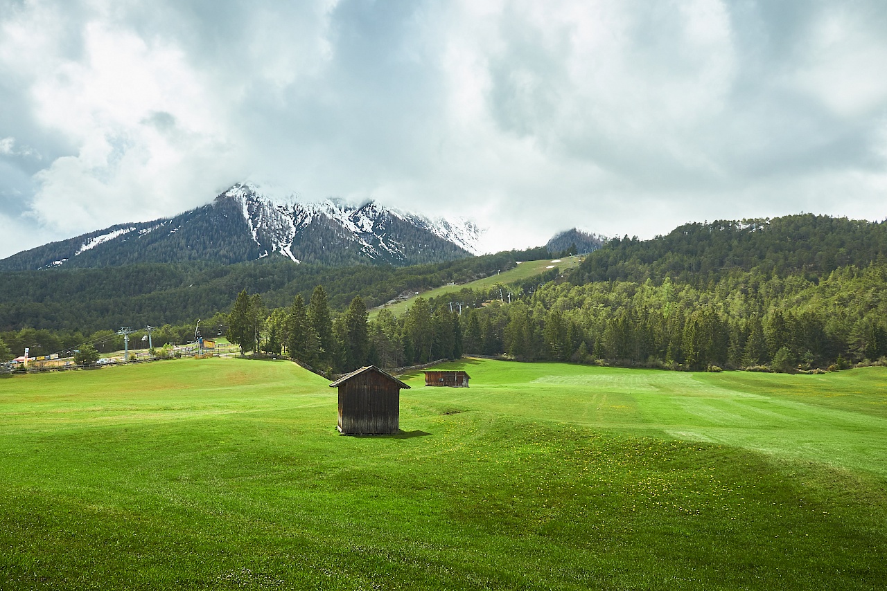 Wiesen und Berge in Hoch-Imst