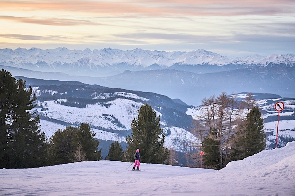 Sonnenuntergang im Skigebiet Obereggen Latemar