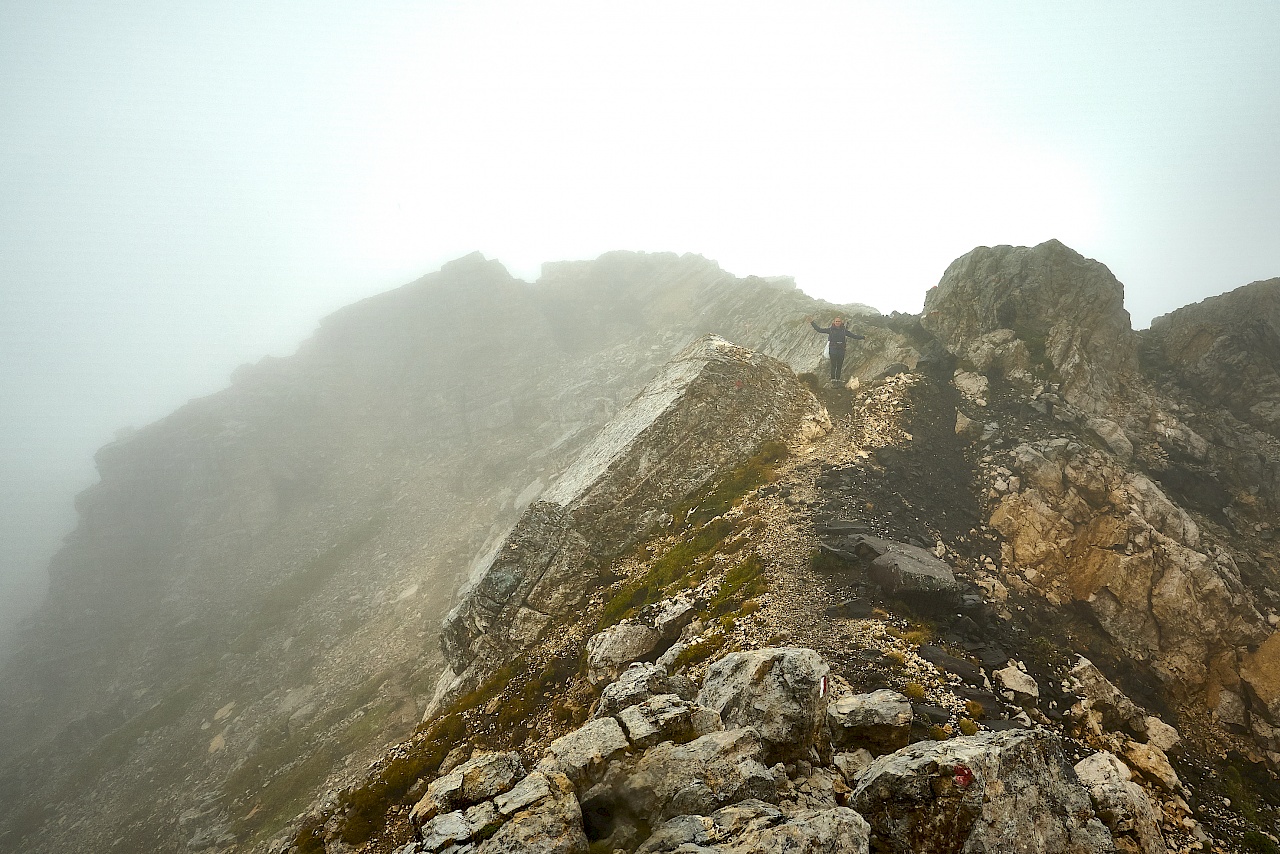 Wandern im Nebel im Latemar