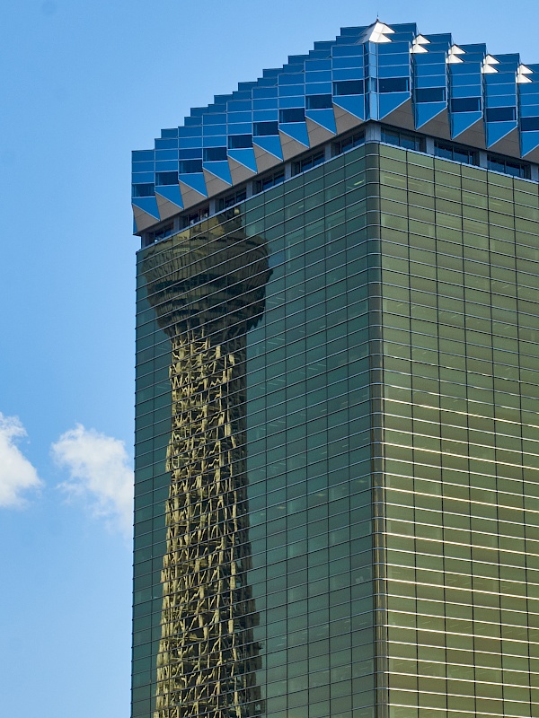 Die Spiegelung des Tokyo Sky Trees