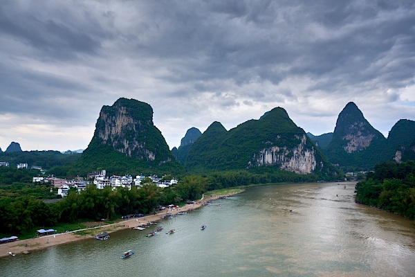 Blick auf den Yulong River in Yangshuo