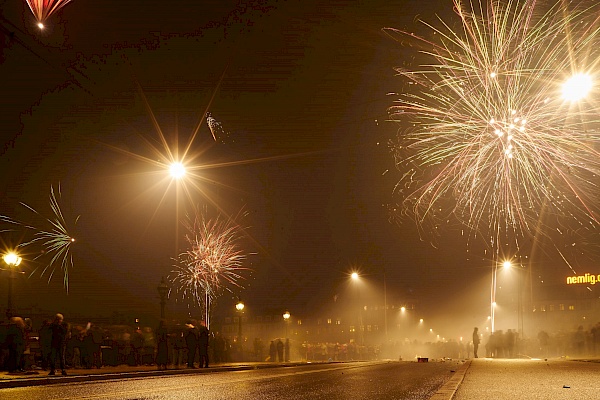 Silvester auf der Königin Louise Brücke