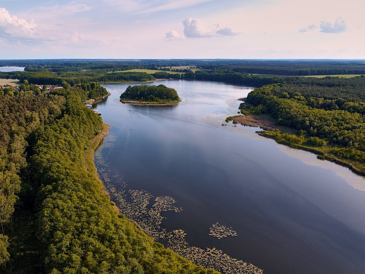 Blick auf das Granzower Möschen am Ferienpark Mirow