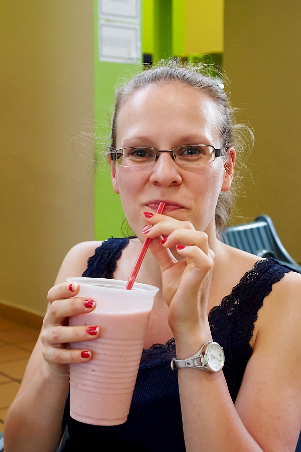 Leckere Frucht-Smoothies auf dem Rio Piedras Markt in San Juan