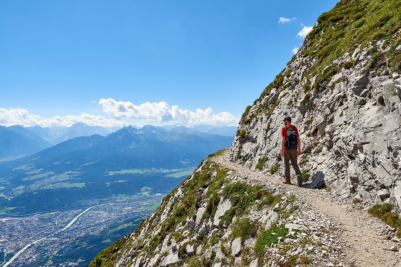 Wandern auf dem Goetheweg in Innsbruck