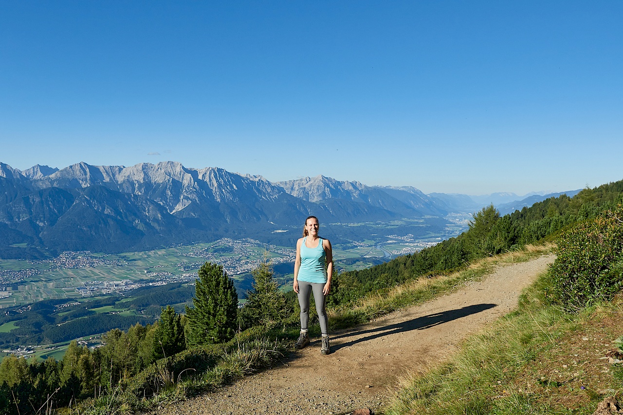 Wandern auf dem Zirbenweg in Innsbruck