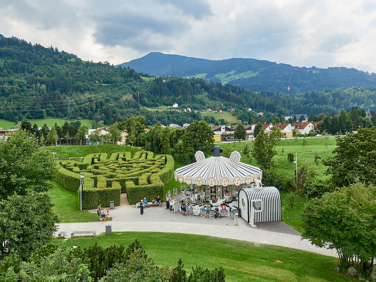 Im Garten der Swarovski Kristallwelten