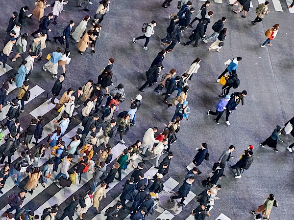 Die Shibuya-Kreuzung in Tokyo von oben