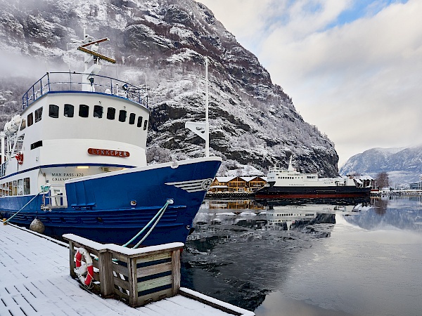 Der Aurlandsfjord in Flåm (Norwegen)