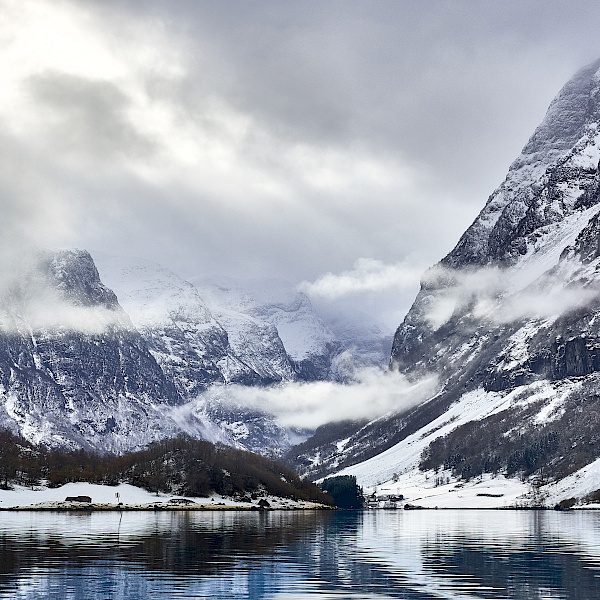 Der Aurlandsfjord (Norwegen)