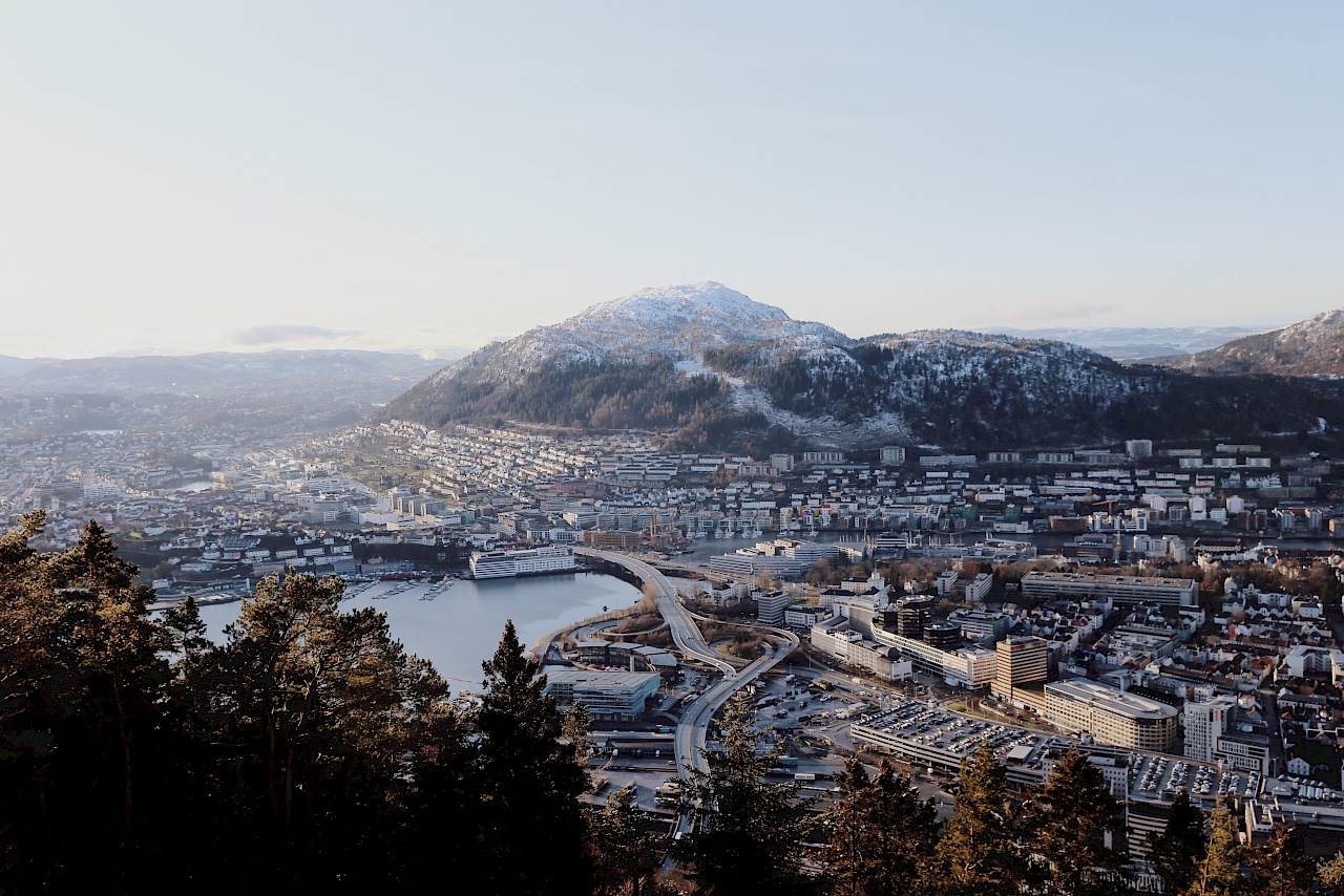 Blick vom Fløyen auf Bergen