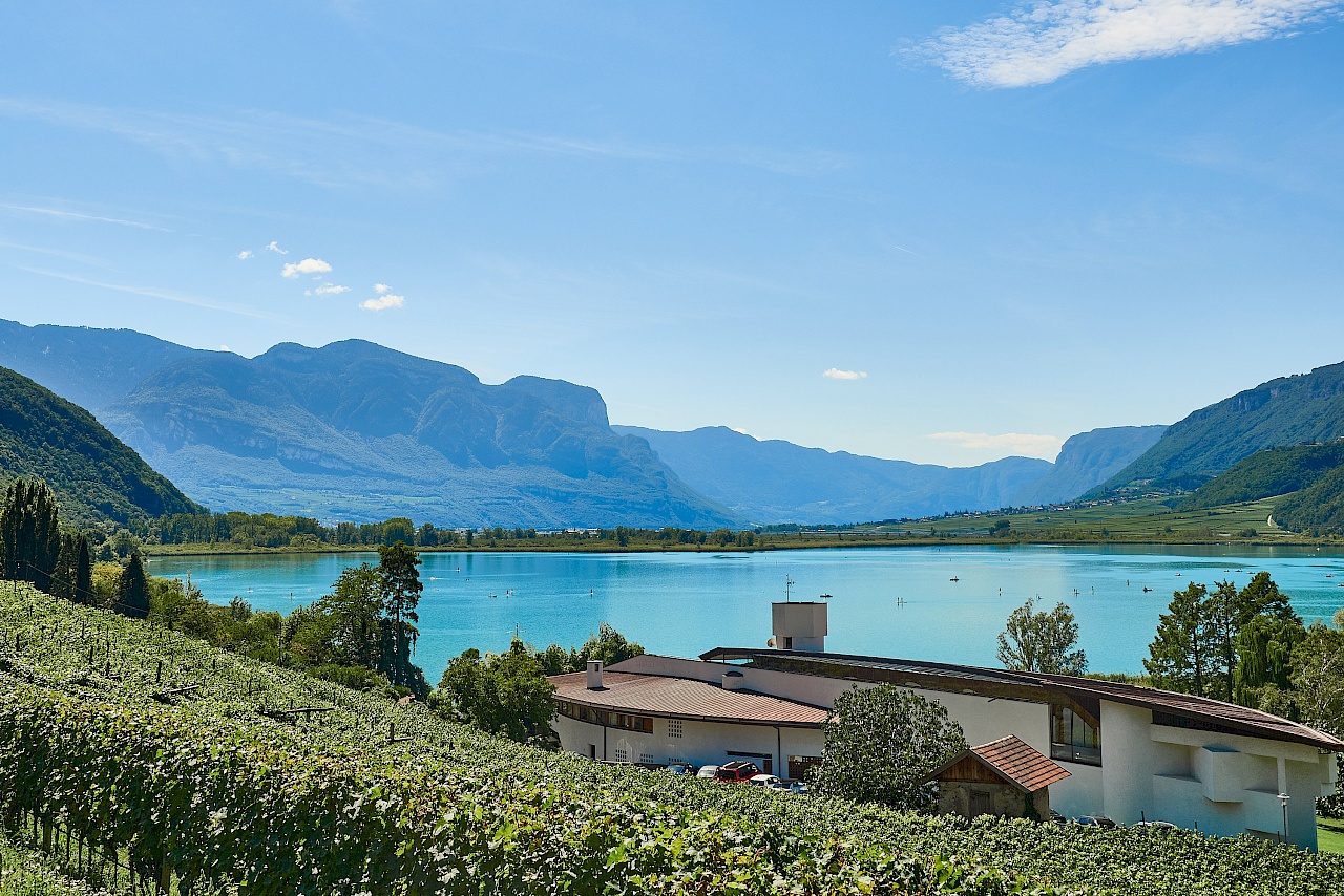 Der Kalterer See in Südtirol