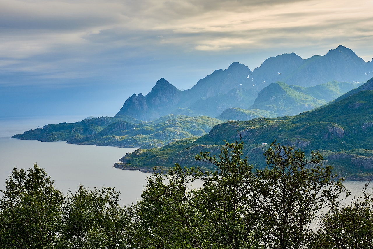 Aussicht auf dem Weg auf den Digermulkollen auf den Lofoten