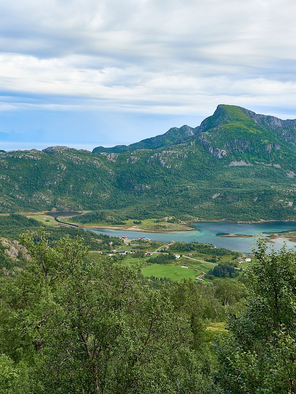 Aussicht auf dem Weg auf den Digermulkollen auf den Lofoten