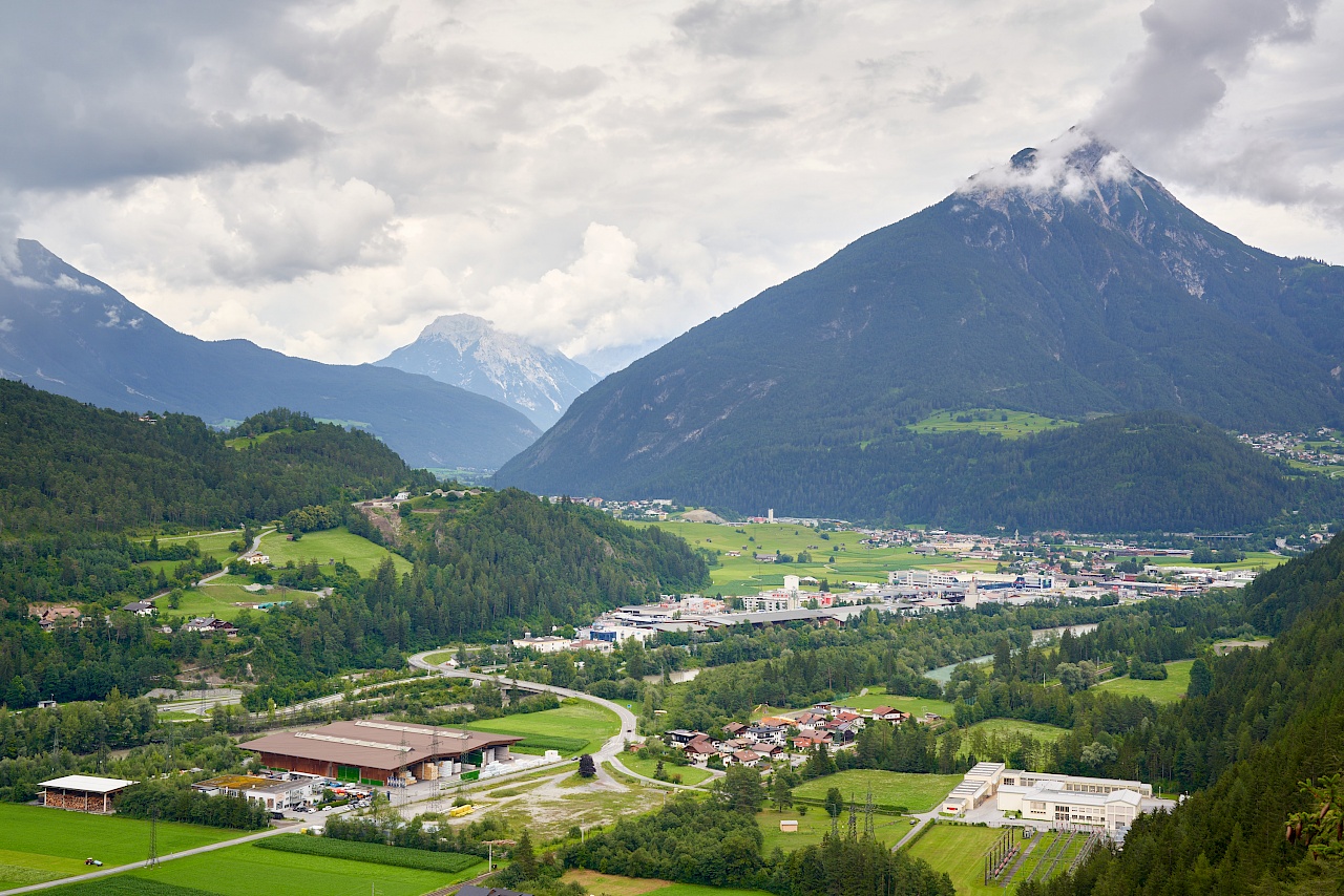 Starkenberger Panoramaweg - Aussichtsplattform kurz vor Imsterberg