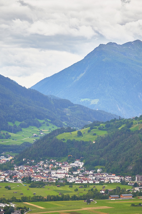 Starkenberger Panoramaweg - Ausblick Rifenal beim Eisessen