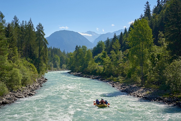 Mit dem Fahrrad um den Tschirgant bei Imst - Fluss Inn