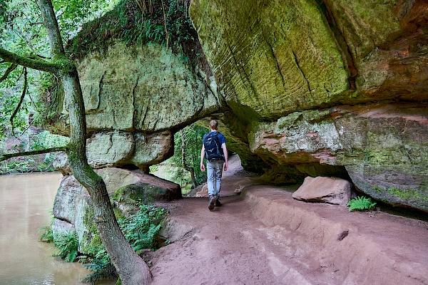 Wandern in der Schwarzachklamm - auf dem Rückweg aus der Gustav-Adolf-Höhle