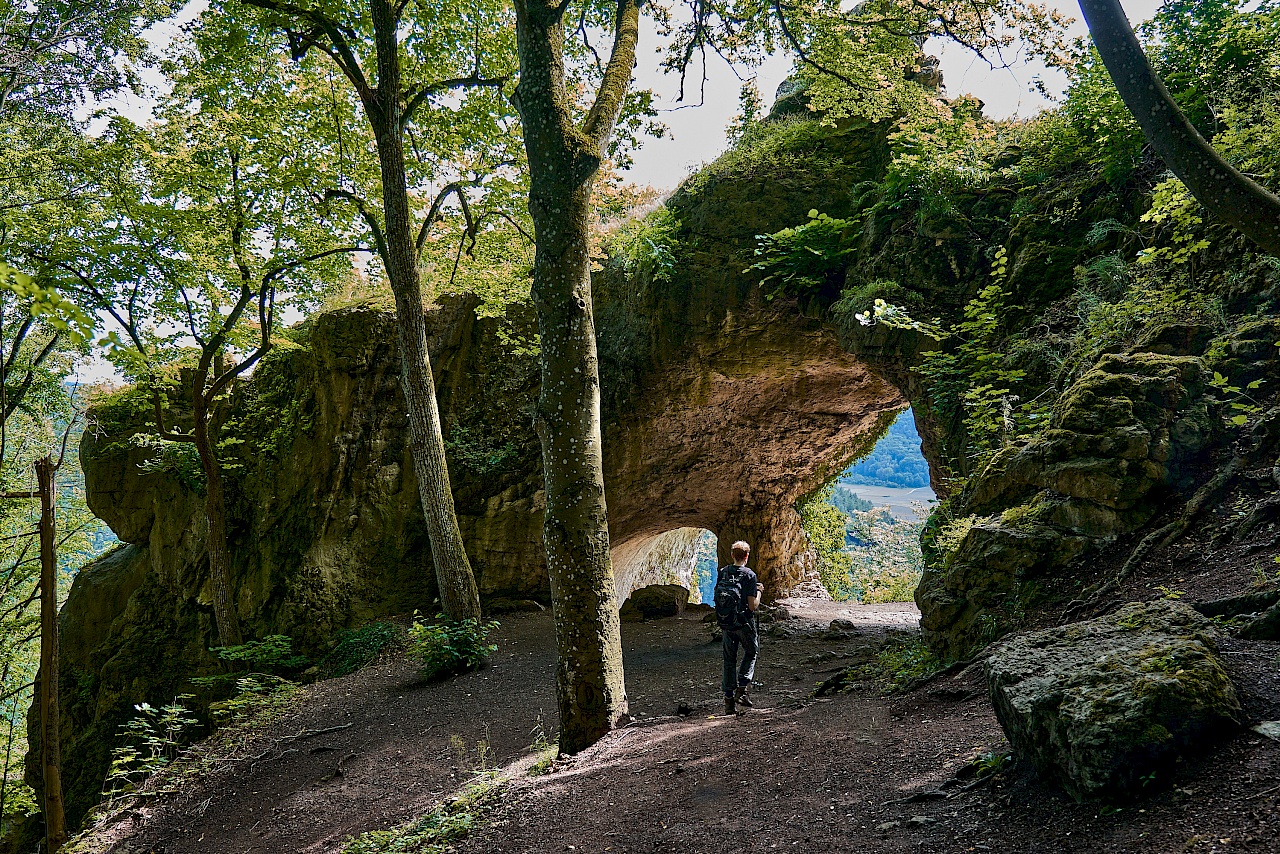 Der beeindruckende Hohle Fels