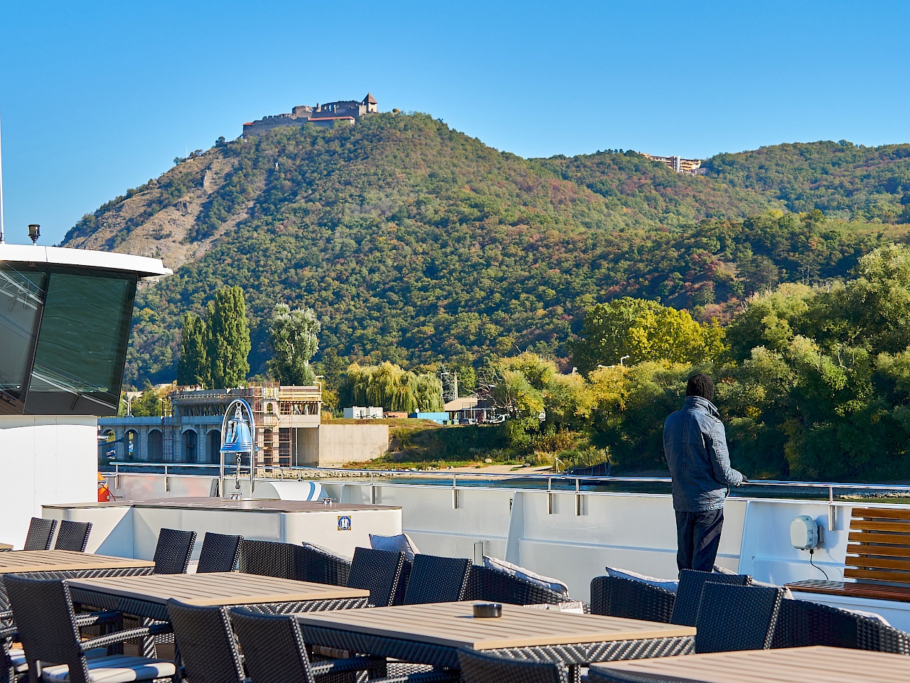 Aussicht genießen während der Donau-Flusskreuzfahrt mit VIVA Cruises