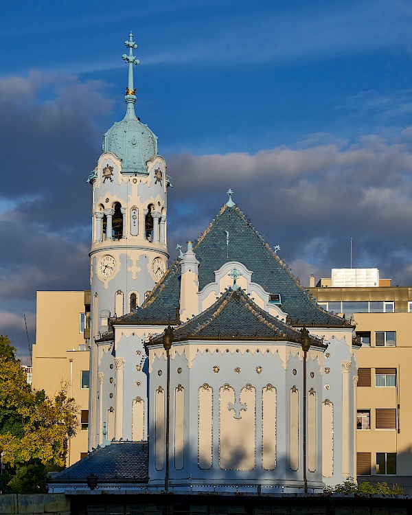 Die Blaue Kirche in Bratislava - Donau-Flusskreuzfahrt mit VIVA Cruises