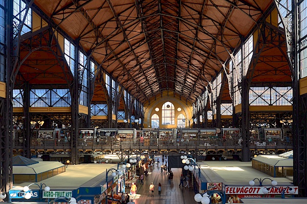 Die Markthalle in Budapest - Donau-Flusskreuzfahrt mit VIVA Cruises