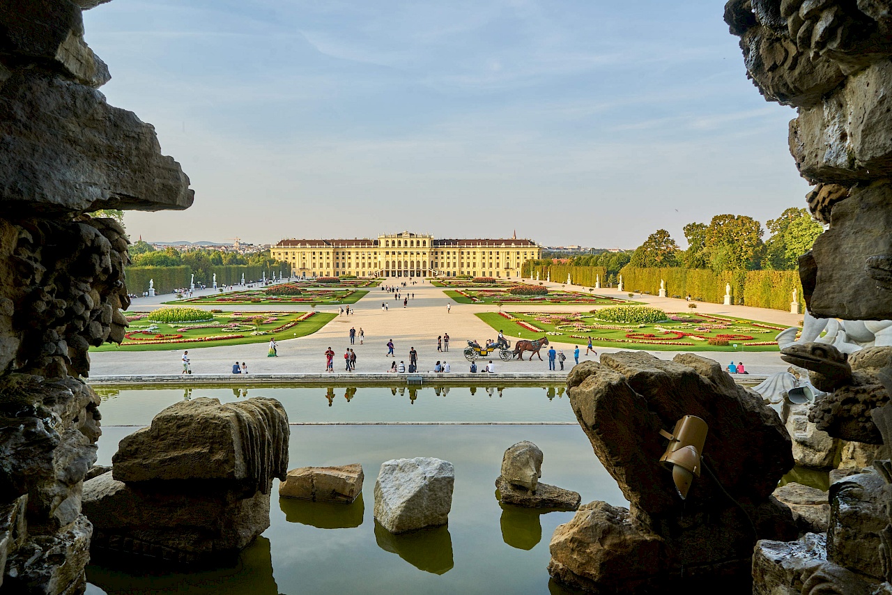 Das Schloss Schönbrunn in Wien - Donau-Flusskreuzfahrt mit VIVA Cruises