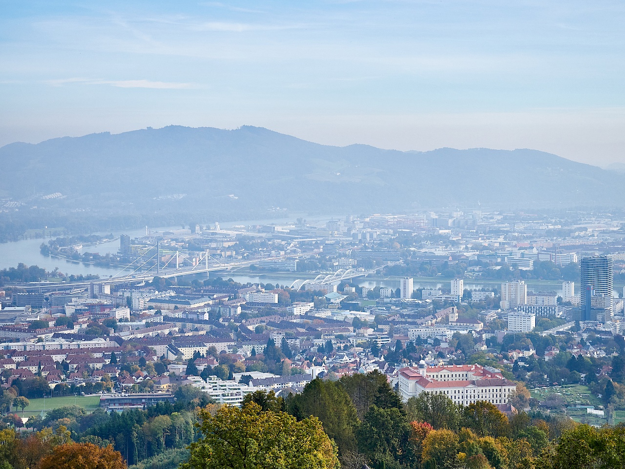 Ausblick vom Pöstlingberg - Donau-Flusskreuzfahrt mit VIVA Cruises