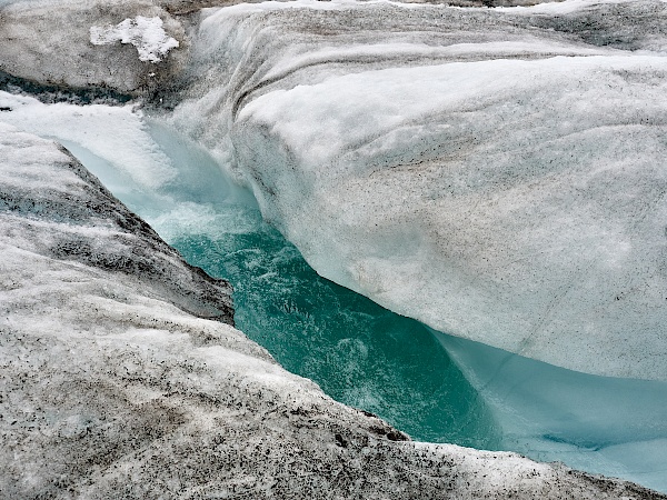 Die Gletschermühle auf dem Pitztaler Gletscher