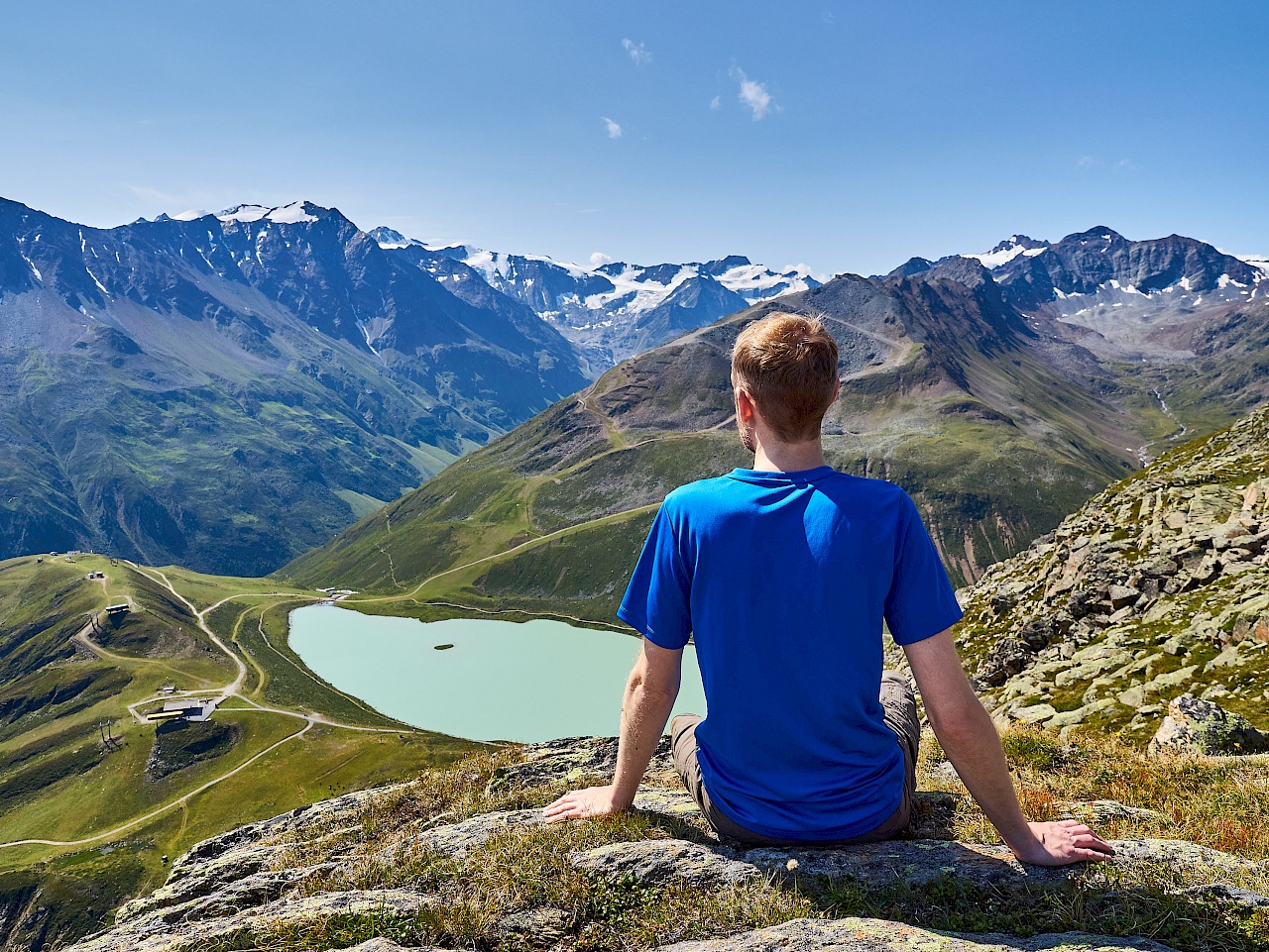 Blick vom Brandkogel auf den Rifflsee im Pitztal