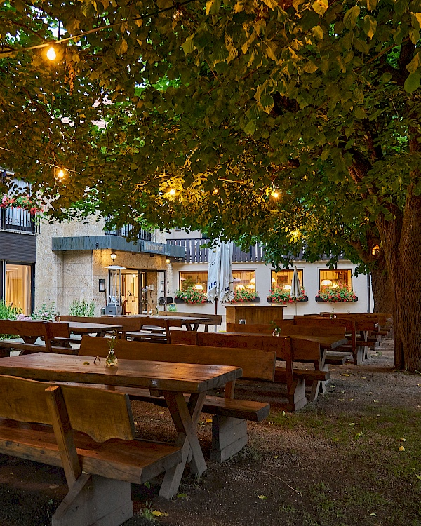 Biergarten des Hotels Lindenhof im Nürnberger Land