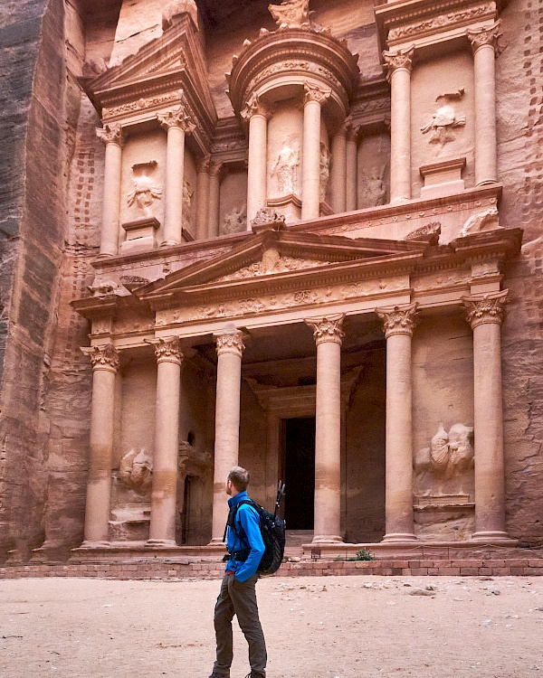 Das Schatzhaus am frühen Morgen oder kurz vor Schließung von Petra (Jordanien) - wir haben es fast für uns alleine