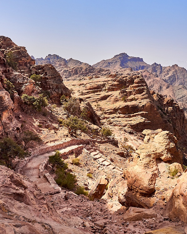 Wanderweg über den Hintereingang nach Petra (Jordanien)